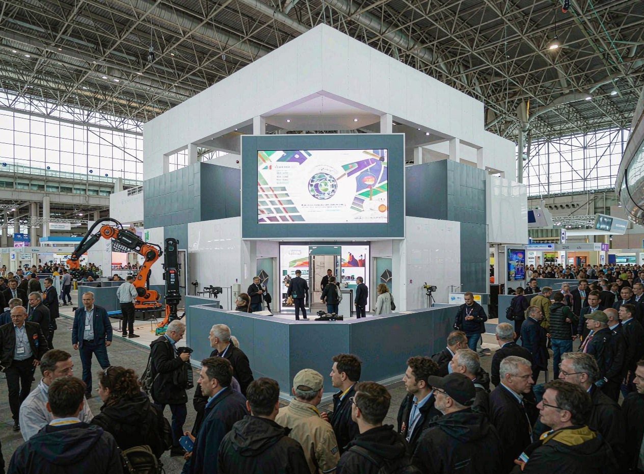 STEER — 30×30 Exhibit at NPE 2024 - King Exhibits trade show booth