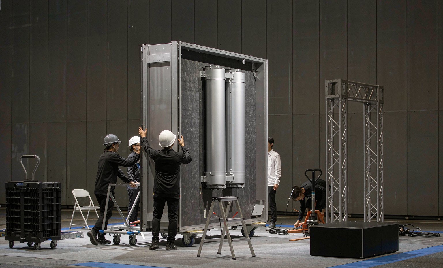 Build the Product Wall around a Selection Question - King Exhibits trade show booth