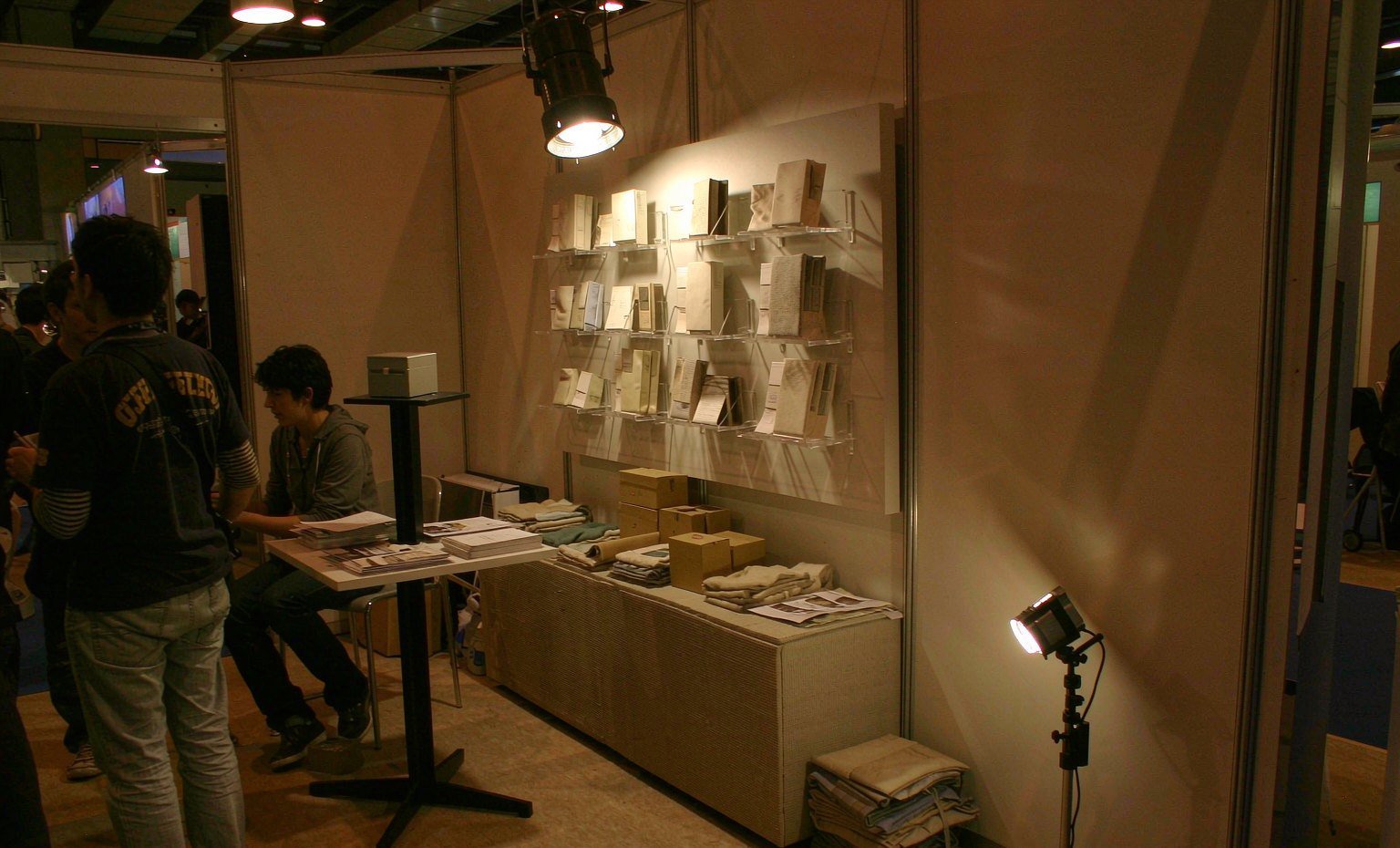 Display + Consultation - King Exhibits trade show booth