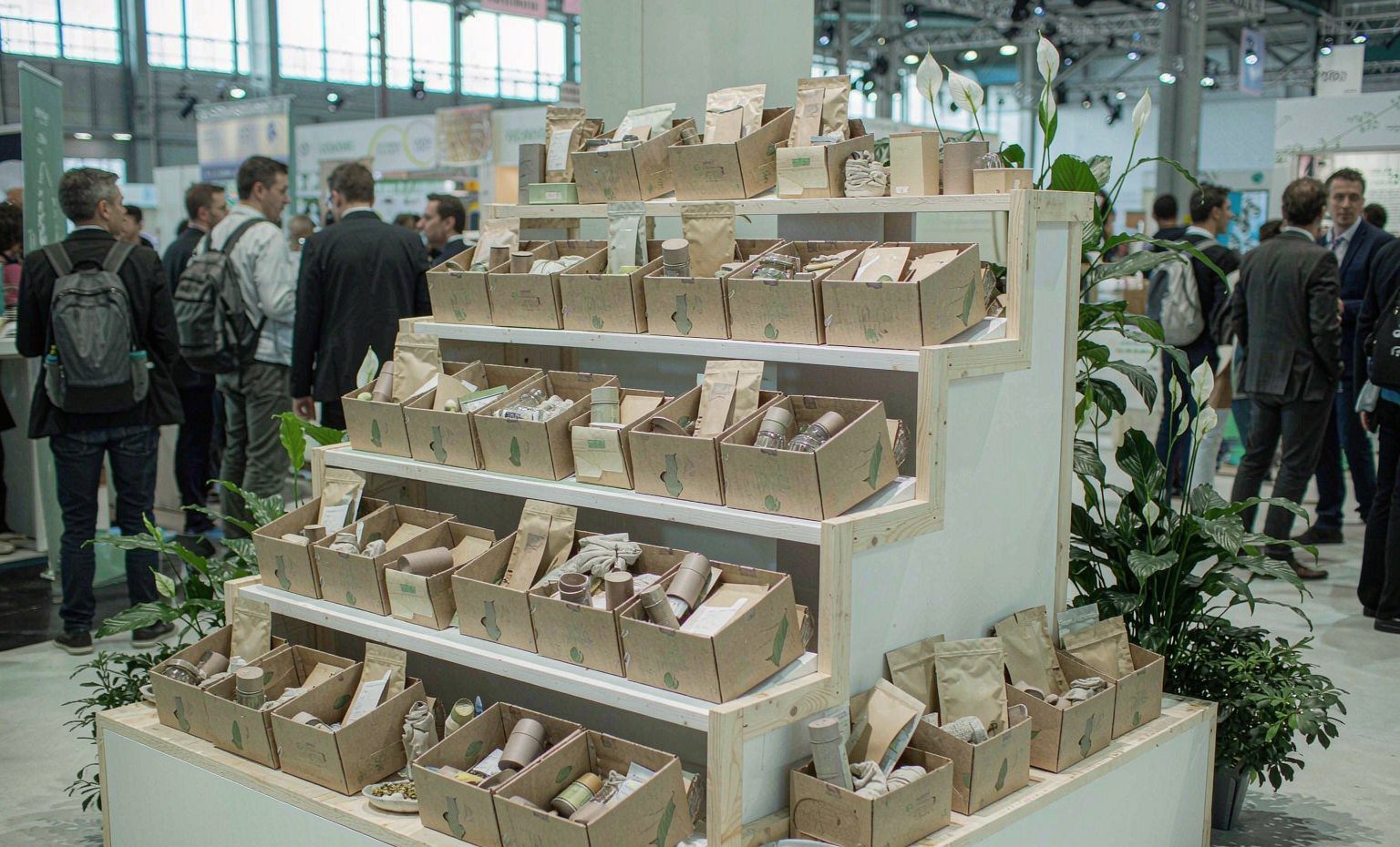 Package first - King Exhibits trade show booth