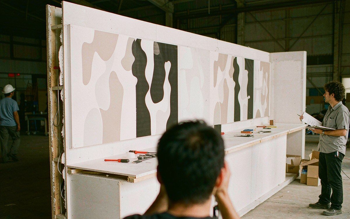 trial assembly of a peninsula booth