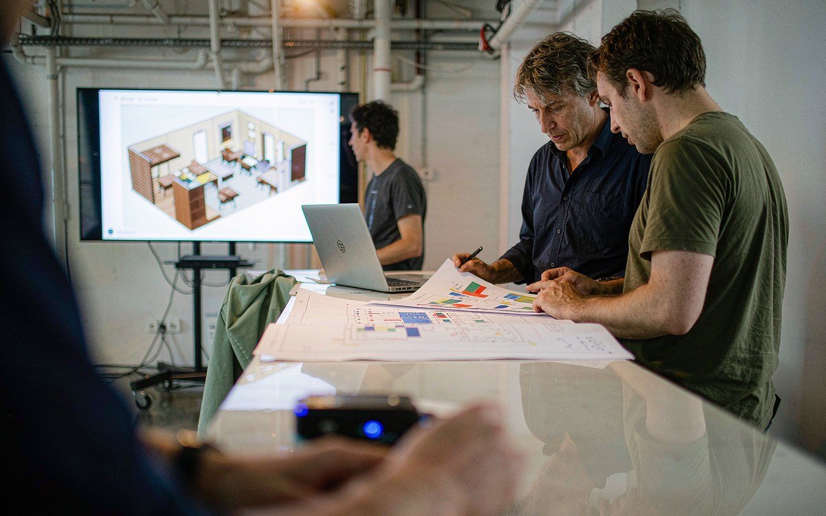 International Pizza Expo booth rental – exhibit design review with the project manager