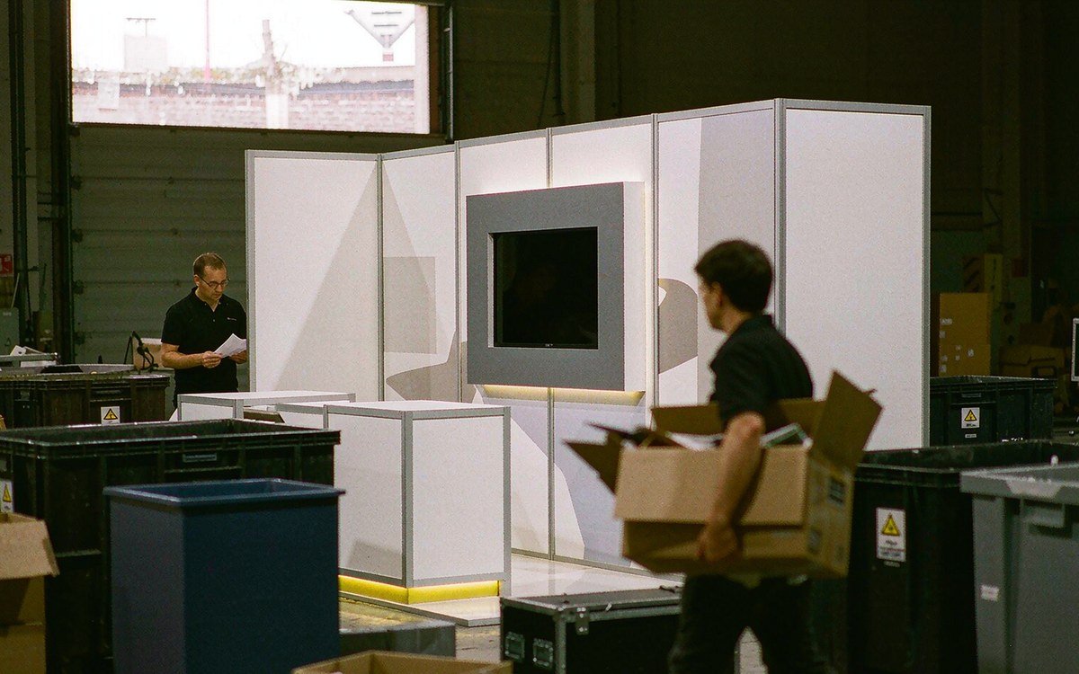 Black Hat USA booth rental – pre-show build check before the booth ships