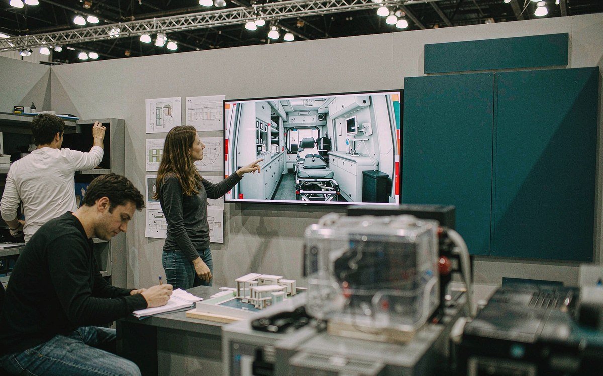 EMS World Expo booth rental – exhibit design review with the project manager