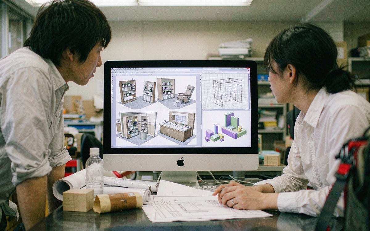 ISPA EXPO booth rental – exhibit design review with the project manager