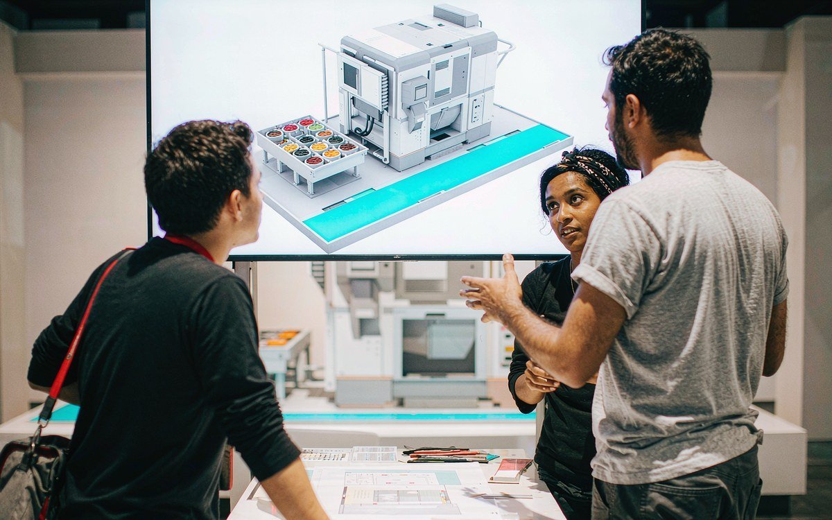 Midwest Ag Expo booth rental – exhibit design review with the project manager
