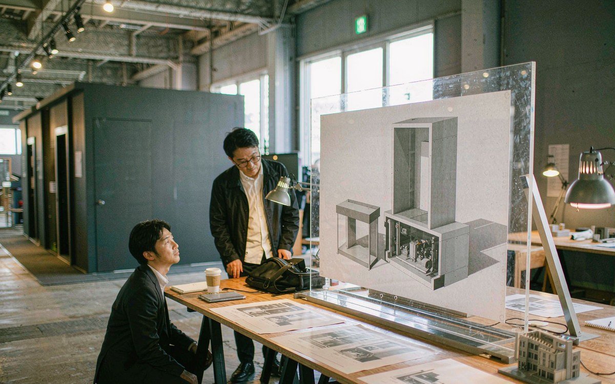 POWERGEN International booth rental – exhibit design review with the project manager