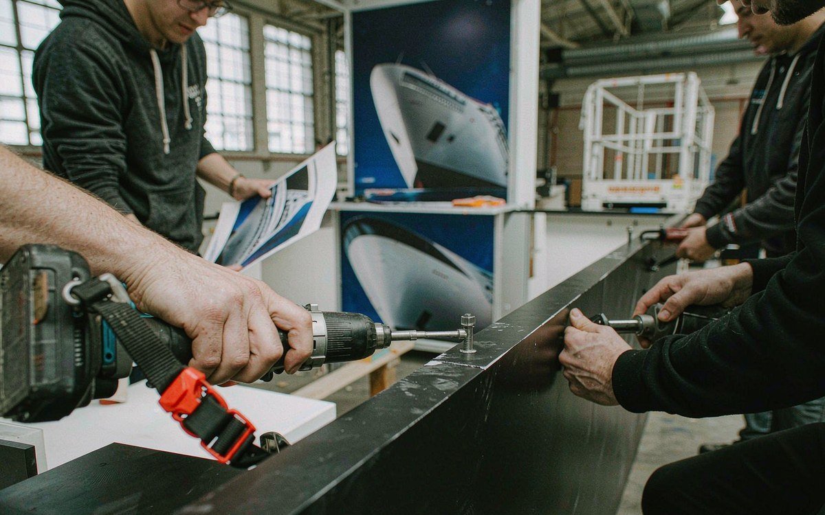 Seatrade Cruise Global booth rental – pre-show build check before the booth ships