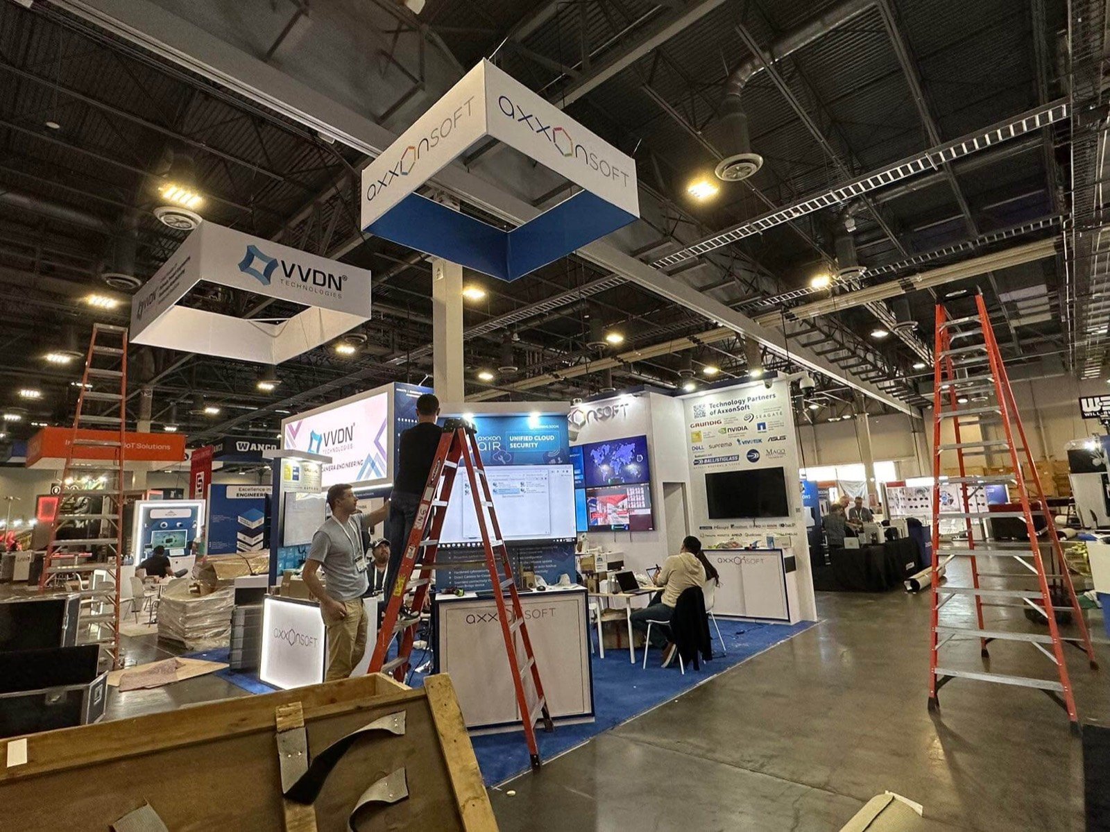 AxxonSoft 20x20 trade show booth display at ISC West 2024