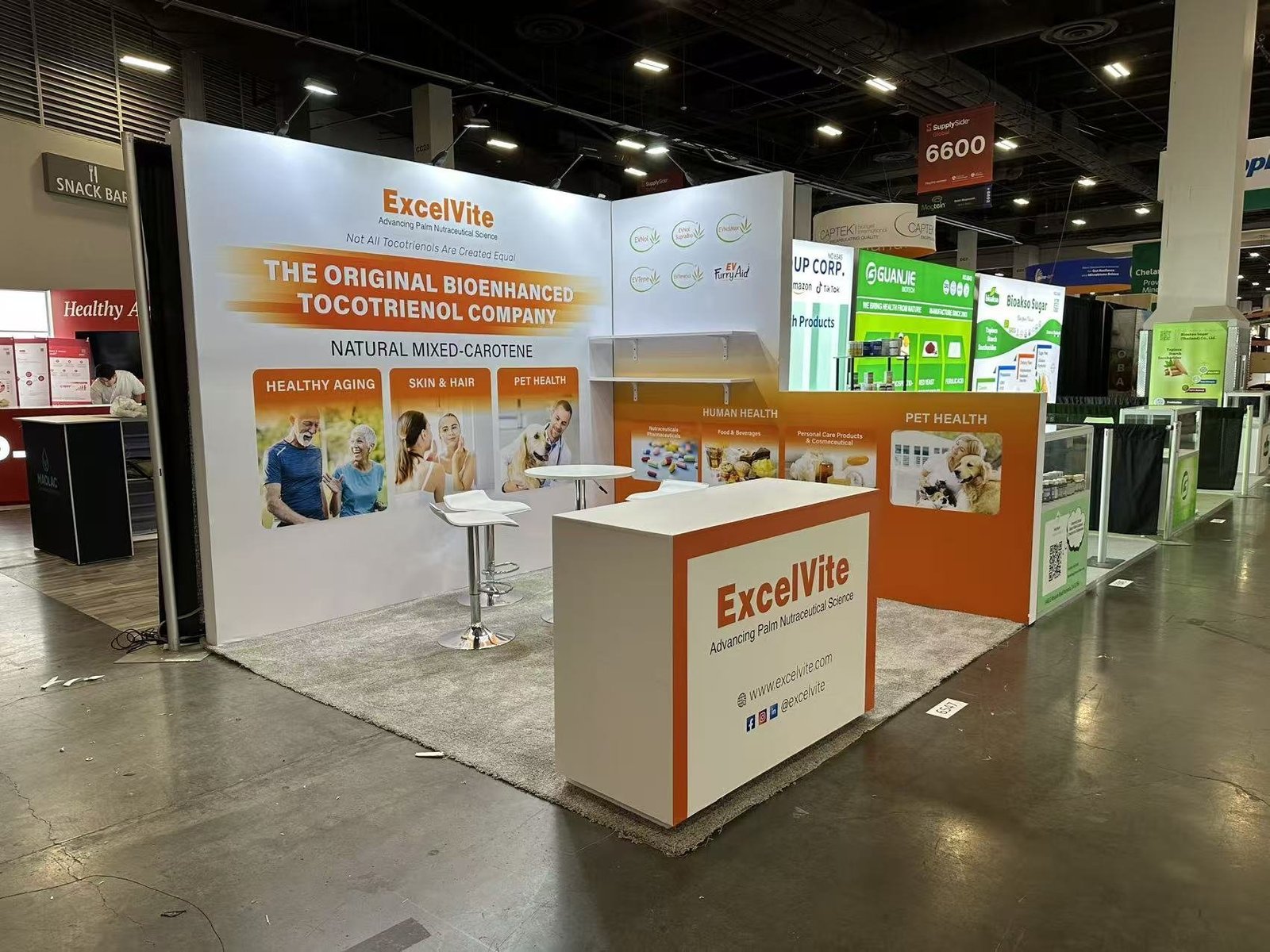 ExcelVite 10x10 trade show booth at SSG 2025