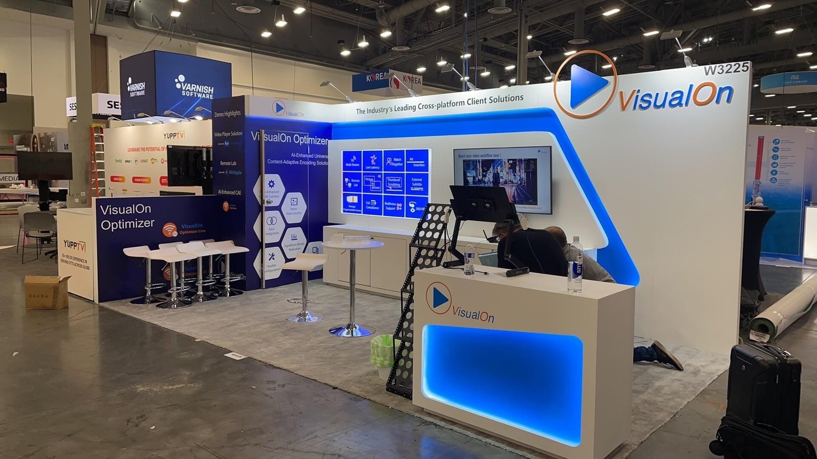 Visualon 10'x20 trade show booth at CES2023