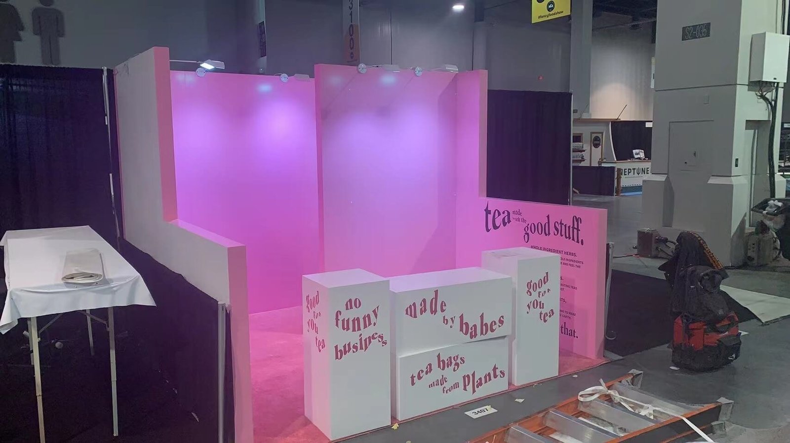 Big Heart Tea 10'x10 trade show booth at Specialty Food2019