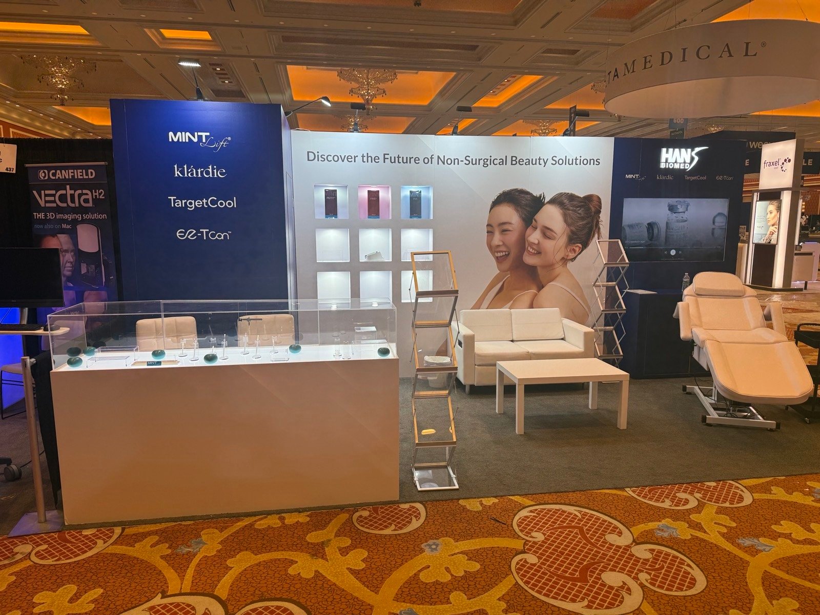 Hans 10x20 trade show booth display at AmSpa 2025