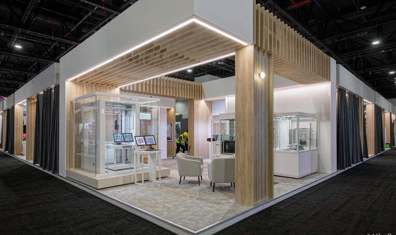 30x30 Trade Show Booth Rental - King Exhibits trade show booth
