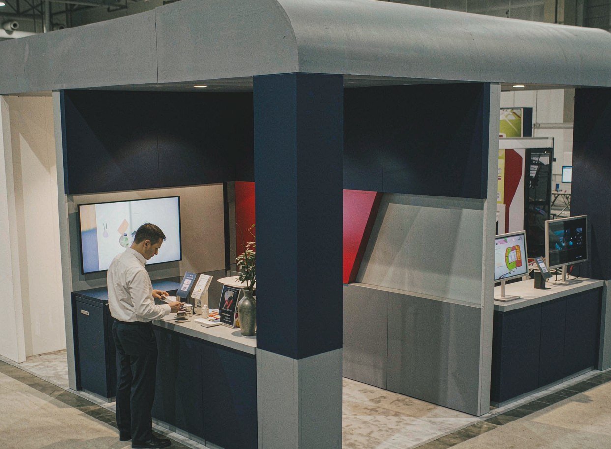 Choose Your Reception and Presentation Features — Hybrid Trade Show Displays