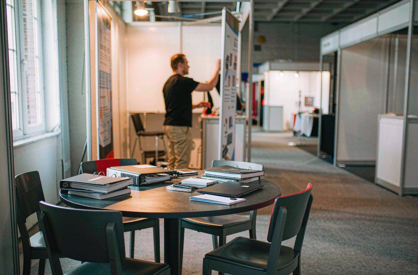 Meeting Tables and Chairs — Trade Show Rental Furniture
