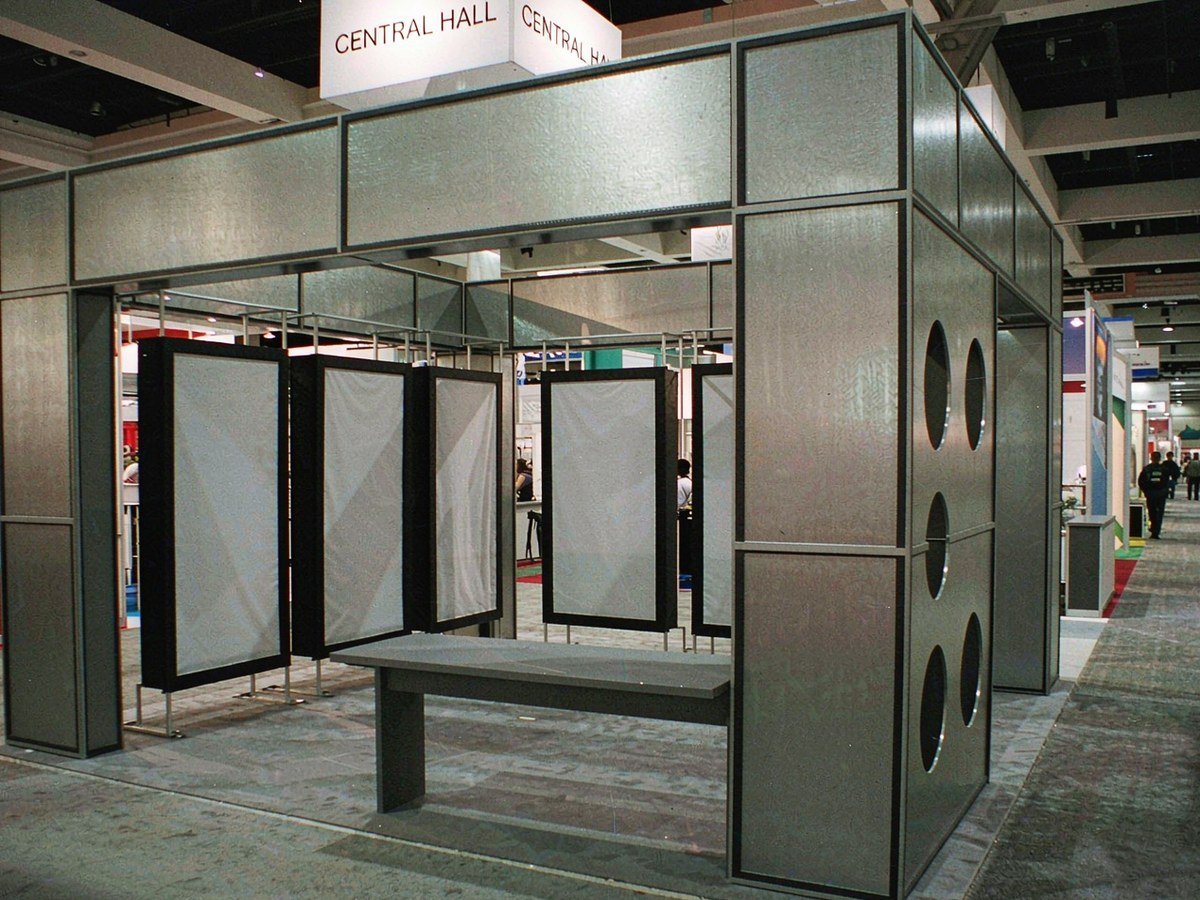 30x30 Trade Show Booth Rental