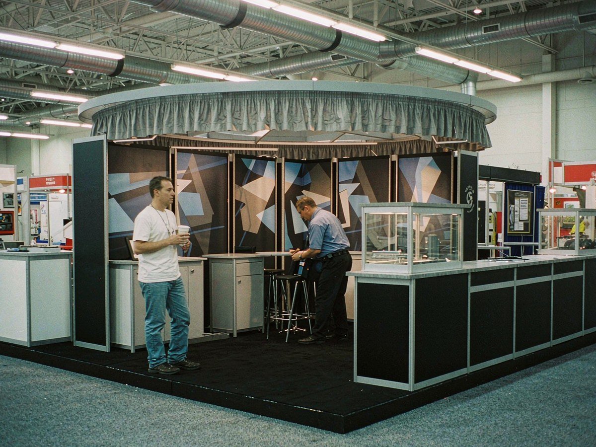 Branded Inline Rental Exhibit