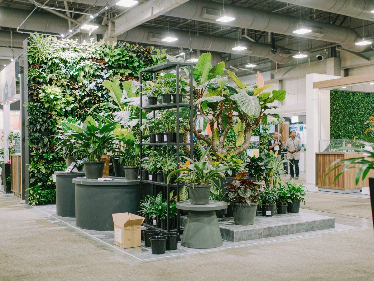 Live Plant and New Variety Exhibit