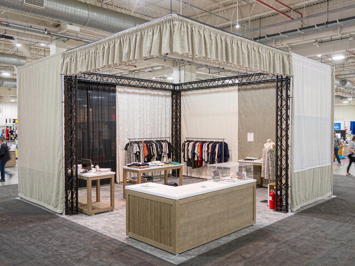 10 × 10 ft Rental Booth