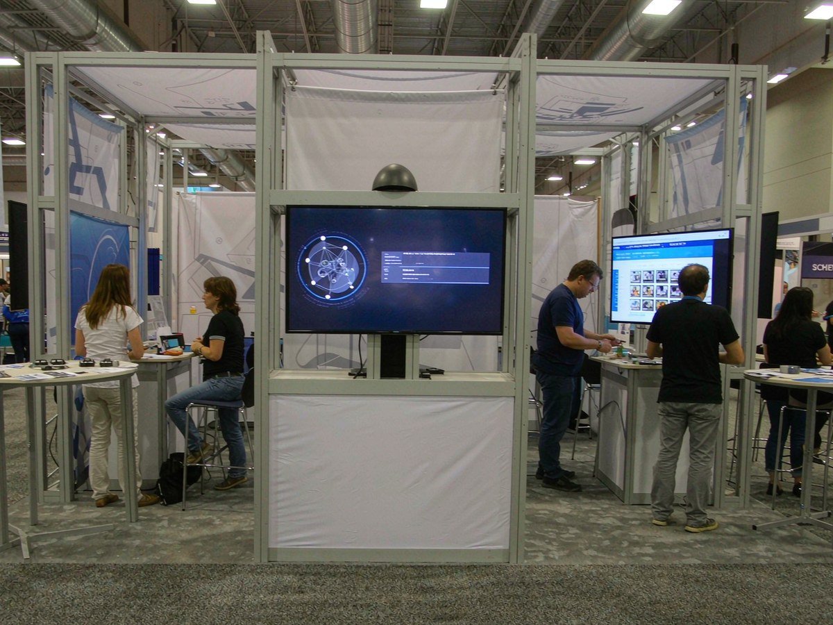 Demonstration-Led Layout