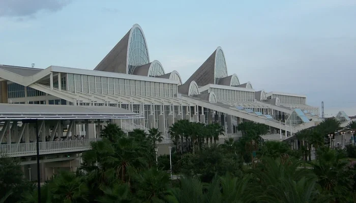 Orlando skyline representing the city’s convention and trade show market