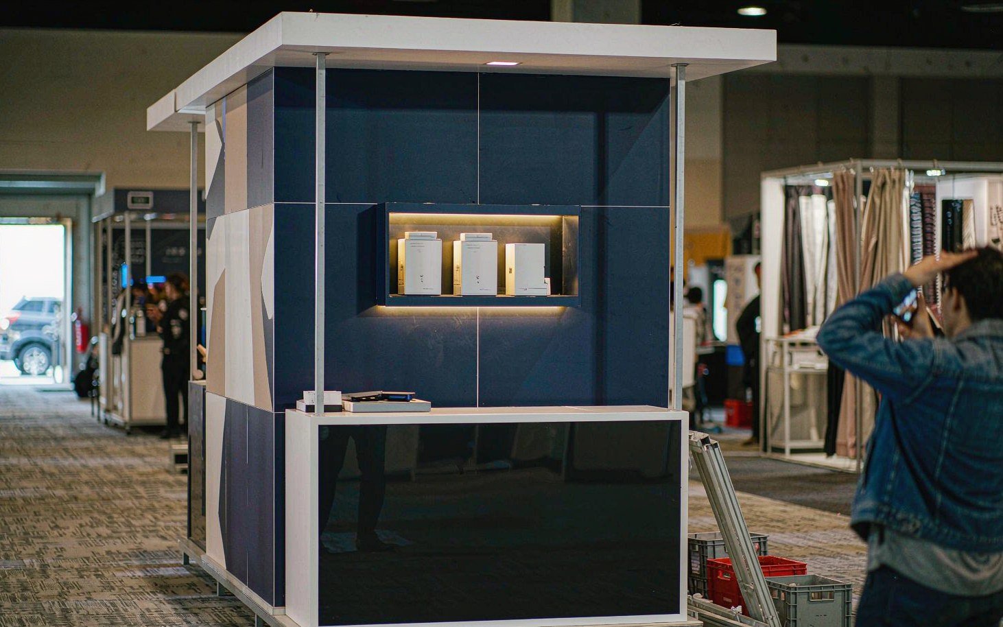 Keep Design, Production and Field Scope Connected - King Exhibits production support for a Brooklyn exhibit