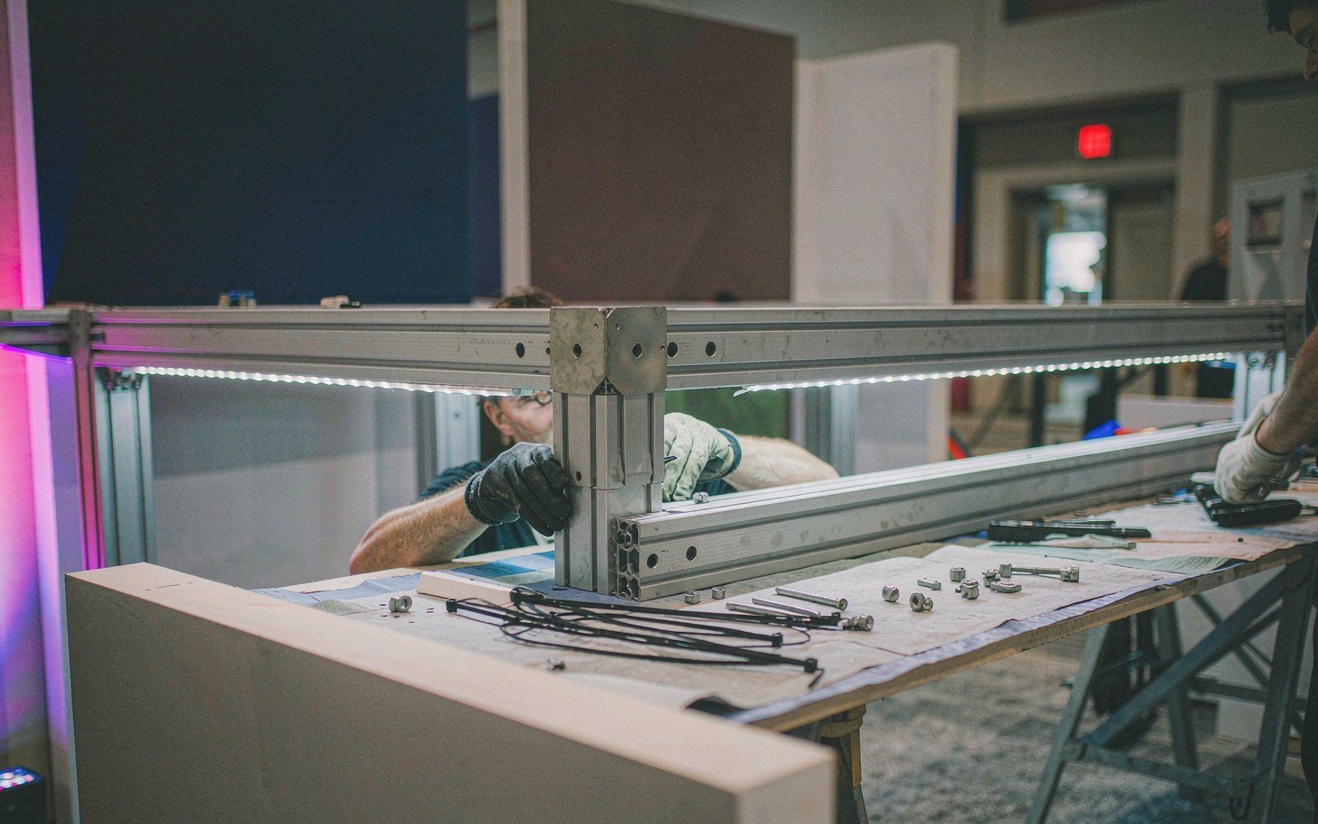 Keep Design, Production and Field Scope Connected - King Exhibits production support for a Decatur exhibit