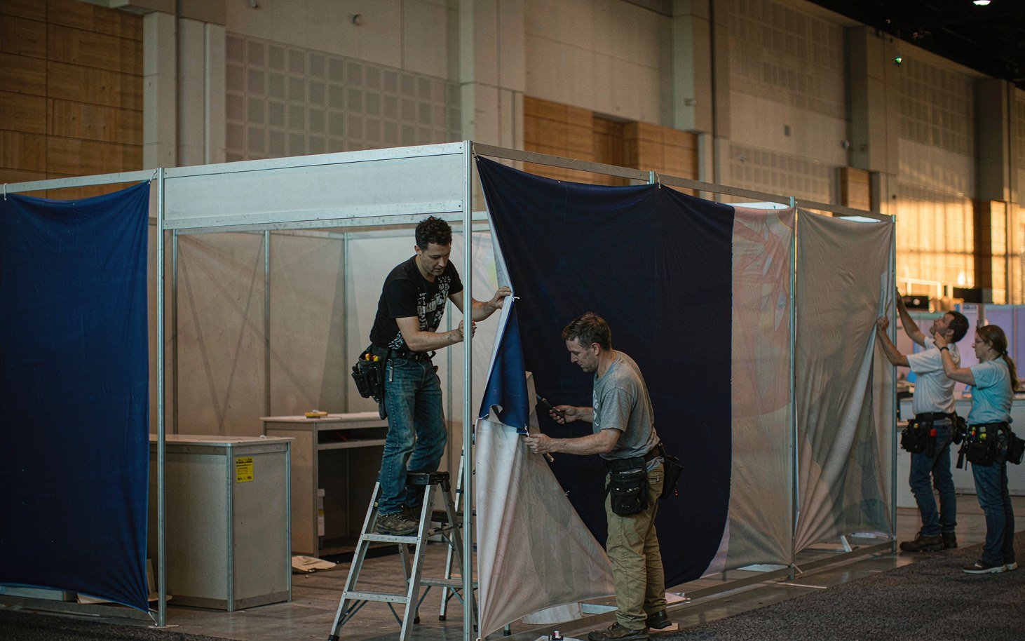Keep Design, Production and Field Scope Connected - King Exhibits production support for a Des Moines exhibit