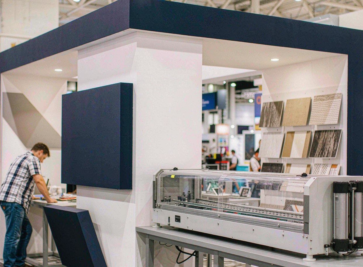 Senzani — 20×30 Exhibit at PACK EXPO 2025 - Eugene trade show booth rental