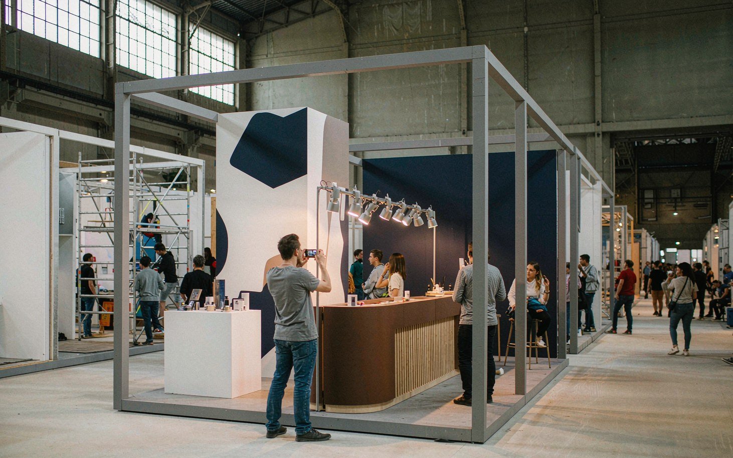 Keep Design, Production and Field Scope Connected - King Exhibits production support for a Peoria exhibit