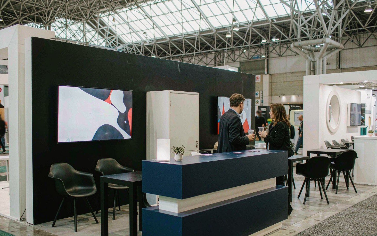 Las Vegas Support for a Las Vegas Conference Program - King Exhibits production support for a ARIA Convention Center exhibit