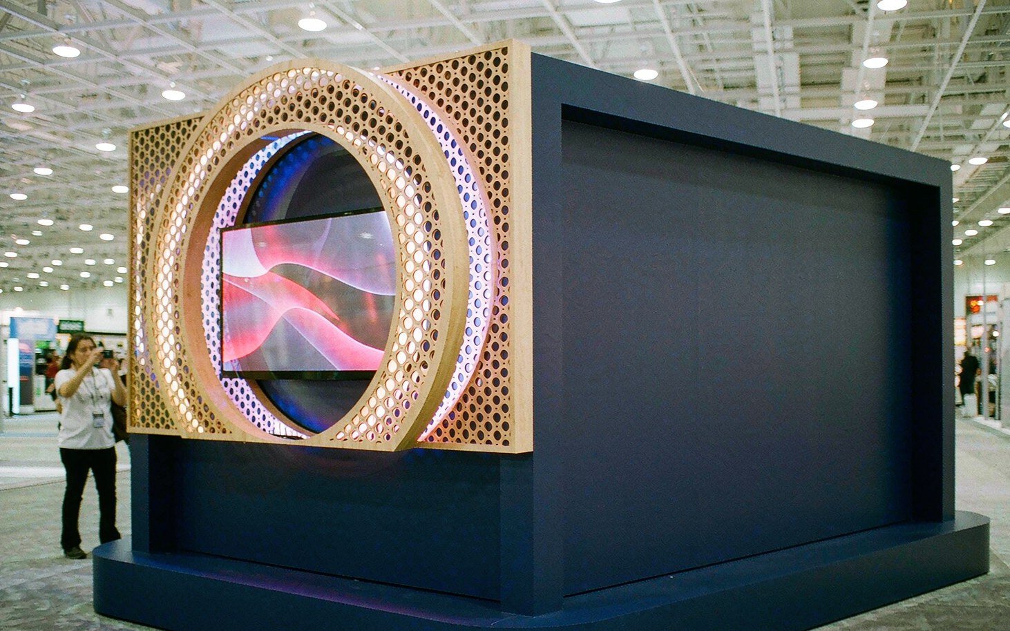 Las Vegas Production Support Behind the Approved Design - King Exhibits production support for a Caesars Forum exhibit