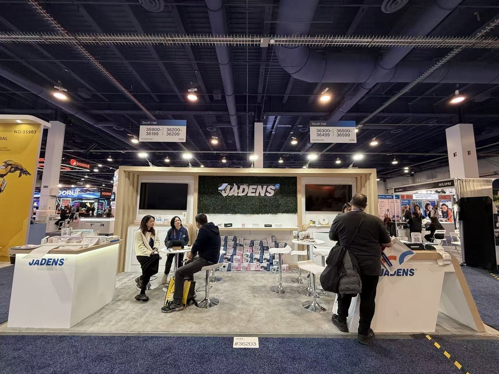 JADENS 10x20 CES 2025 trade show booth display
