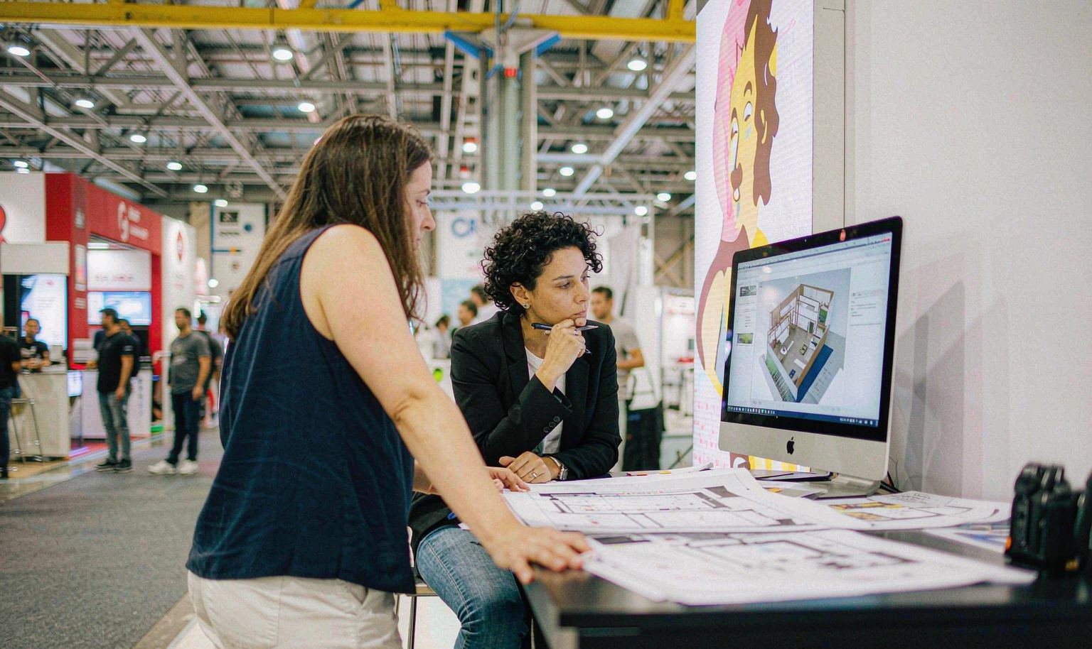Build Visibility for a Large, Design-Conscious Floor