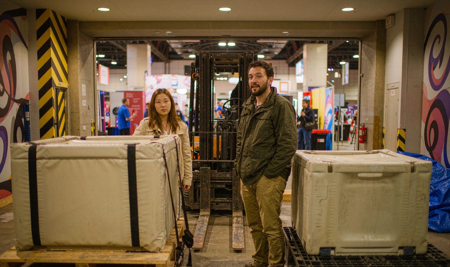 Prepare Freight for the Show-Service Chain
